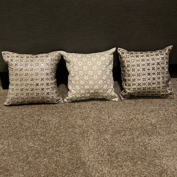 Handmade Sari Pillows - Picture 1 of 4